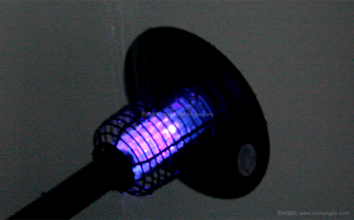 戶(hù)外滅蚊燈防水試驗